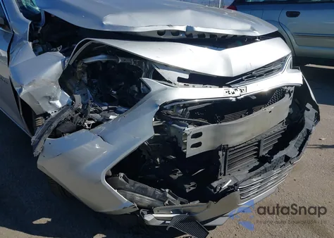 2016 Chevrolet Malibu Hybrid z USA, uszkodzony, nr VIN 1G1ZJ5SU9GF295228